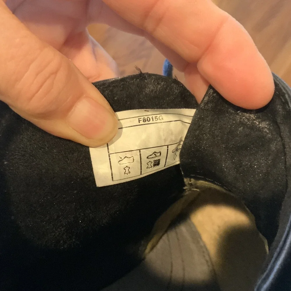 UGG Leighton Mens Size 11 Black Crinkled‎ Leather Chukka Ankle Boots Shoes